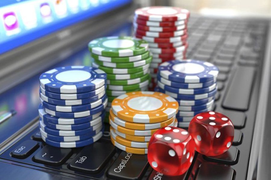 Experience the Thrill of Gaming at CasinoLab Casino 8 Experience the Thrill of Gaming at CasinoLab Casino 8